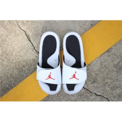 Nike Air Jordan Hydro 5 Retro Beyaz / Kırmızı / Siyah Terlik Türkiye - TGCJH1M6